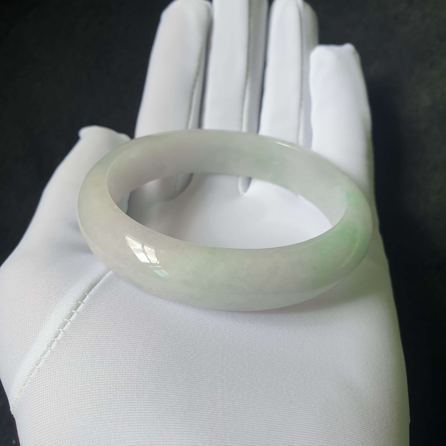 58.6mm Green Type A Jadeite Jade Semi-Round Bangle (BGL23306) est Gift, Ideal Gift, Top Gift, Anniversary Gift, Couple Gift, Birthday Gift, for girl, for women, for parent, parent gift