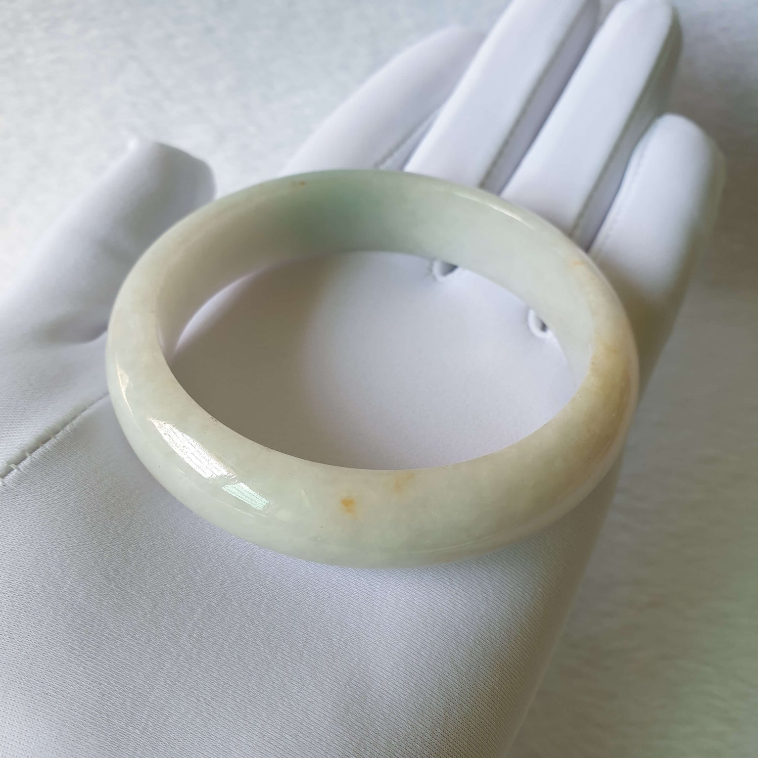 White jadeite sale bangle