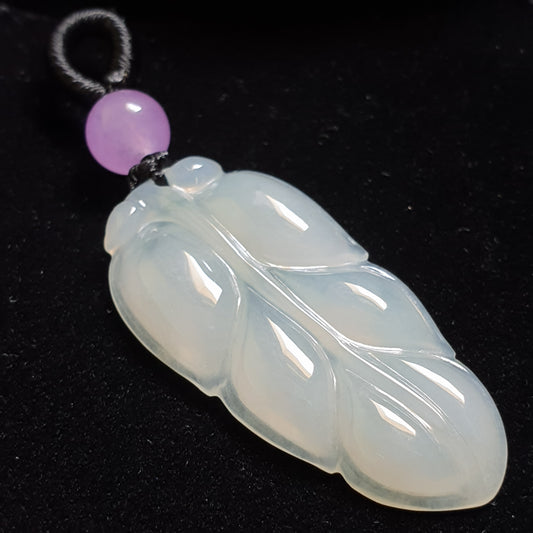 糯种叶子翡翠吊坠 (Type A Jadeite Jade Leaf Pendants) PLF29695