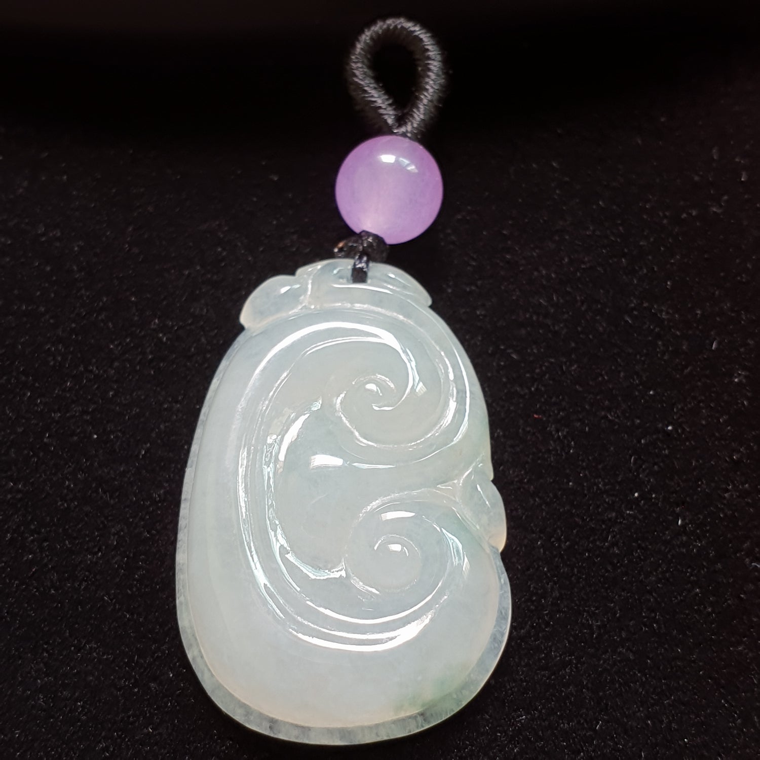 糯种如意翡翠吊坠 (Type A Jadeite Jade RuYi Pendants) PRY29685