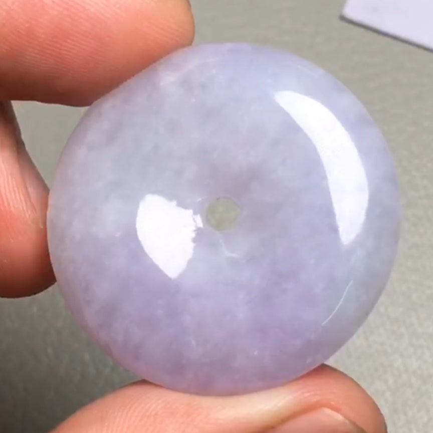 [P] 紫罗兰翡翠平安扣吊坠 (Type A Lavender Jadeite Jade Donut/Ping An Kou Pendant)