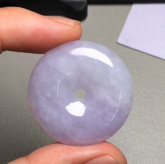 [P] 紫罗兰翡翠平安扣吊坠 (Type A Lavender Jadeite Jade Donut/Ping An Kou Pendant)