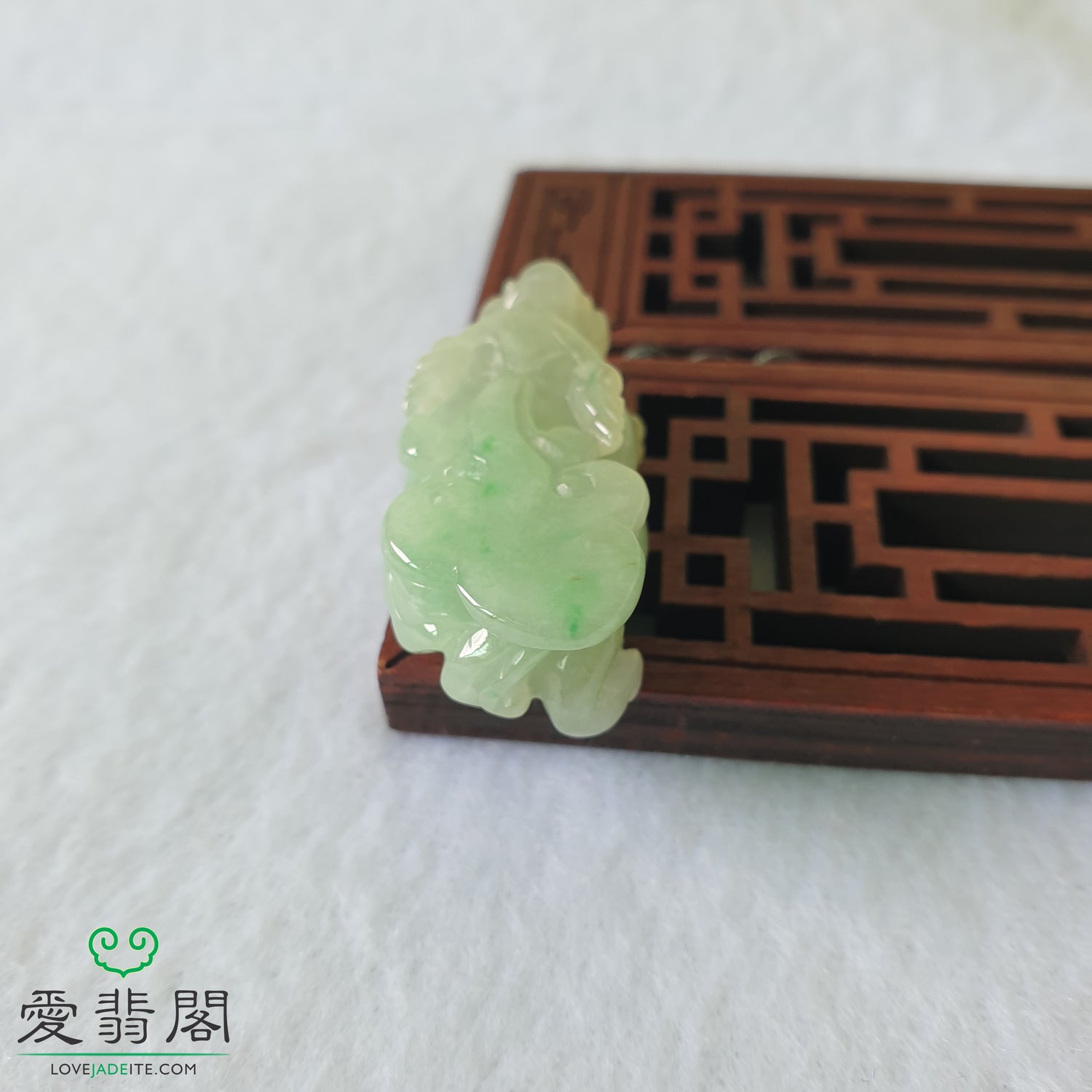 Myanmar Burma Natural Type A Green Jadeite Jade PiXiu Jewellery Pendant Singapore Pi Xiu Jewelry 缅甸天然A货绿翡翠貔貅吊坠首饰 Singapore Jadeite Jade Love Jadeite 爱翡阁新加坡翡翠