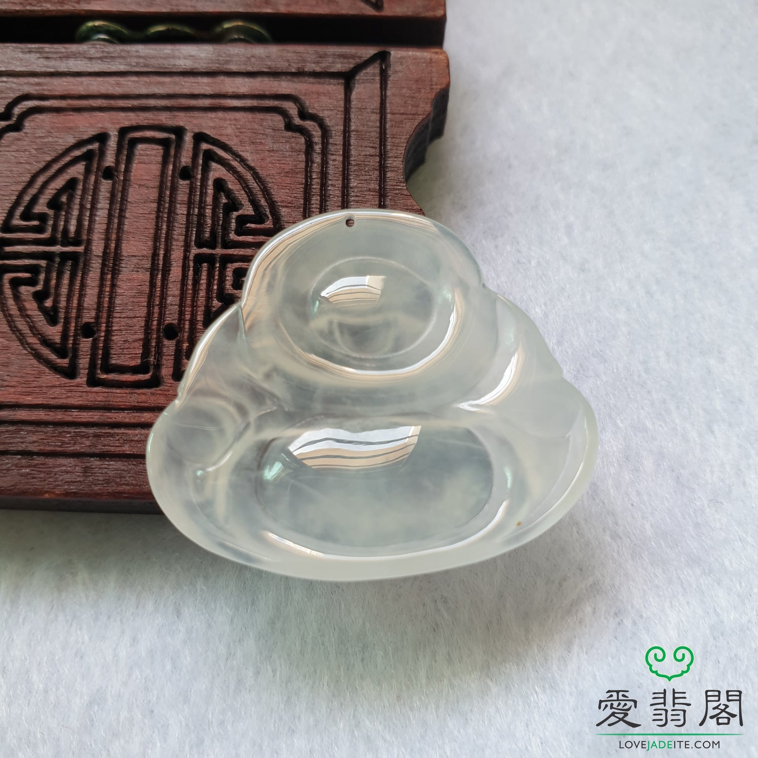 Love Jadeite Natural Myanmar Burma Type A Icy White Jadeite Jade Laughing Buddha Jewelry Pendant Jewellery in Singapore 新加坡爱翡阁缅甸天然A货冰白翡翠佛公笑佛吊坠首饰