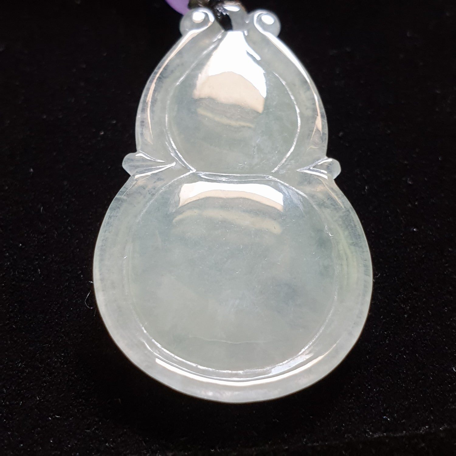 糯种葫芦翡翠吊坠 (Type A Jadeite Jade Gourd Pendant) PGD29681