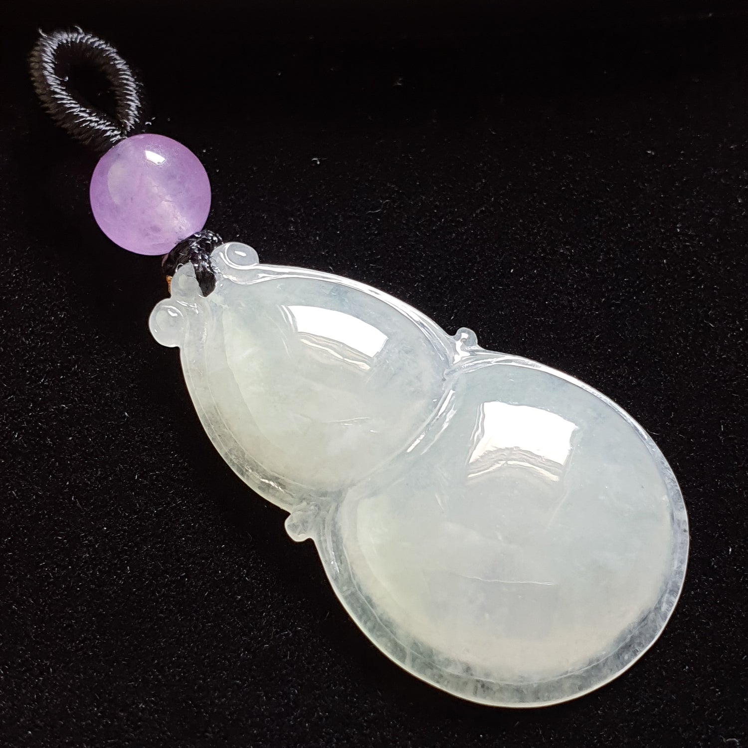 糯种葫芦翡翠吊坠 (Type A Jadeite Jade Gourd Pendant) PGD29681