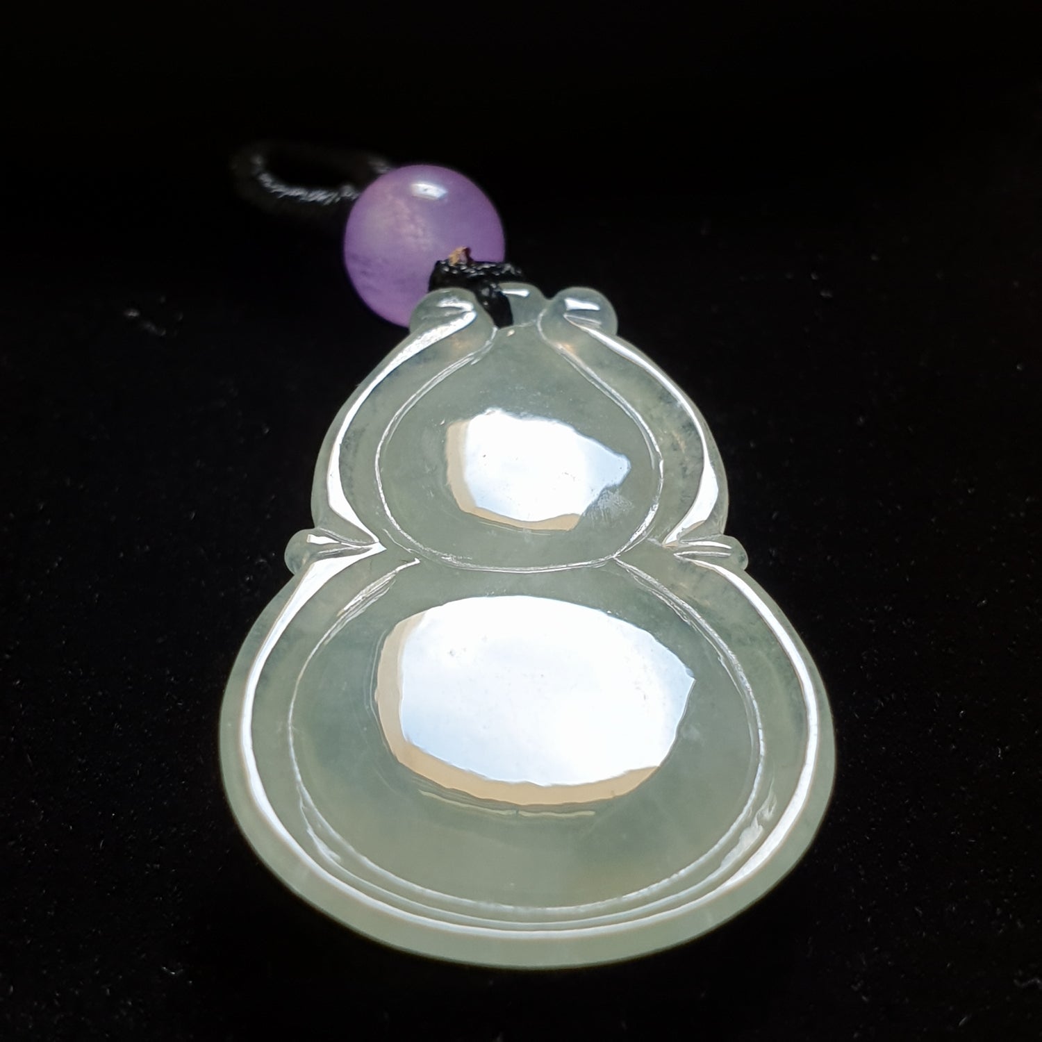 糯种葫芦翡翠吊坠 (Type A Jadeite Jade Gourd Pendant) PGD29683