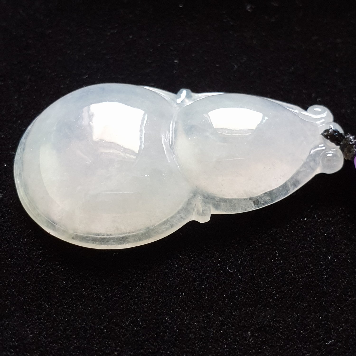 糯种葫芦翡翠吊坠 (Type A Jadeite Jade Gourd Pendant) PGD29686