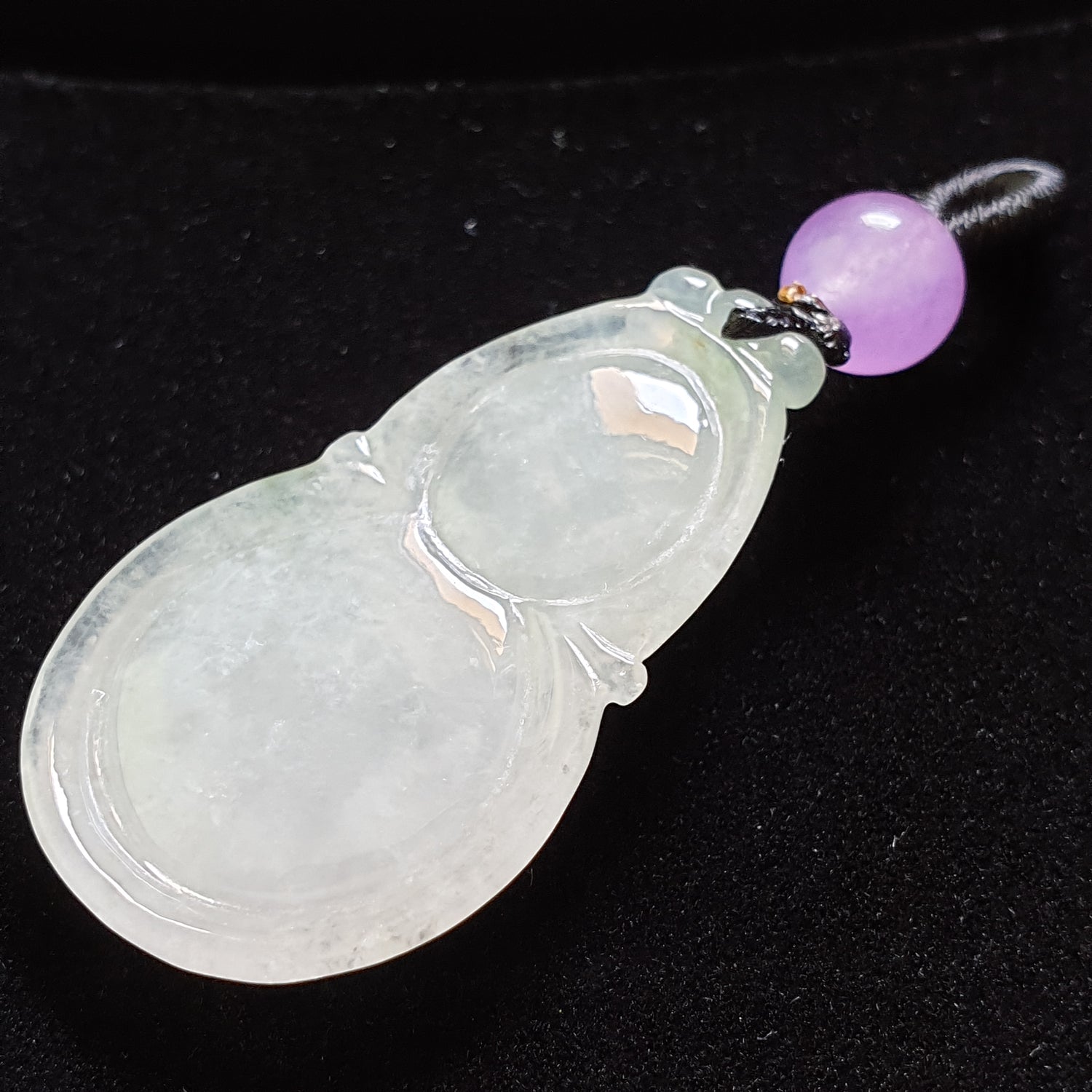 糯种葫芦翡翠吊坠 (Type A Jadeite Jade Gourd Pendant) PGD29706