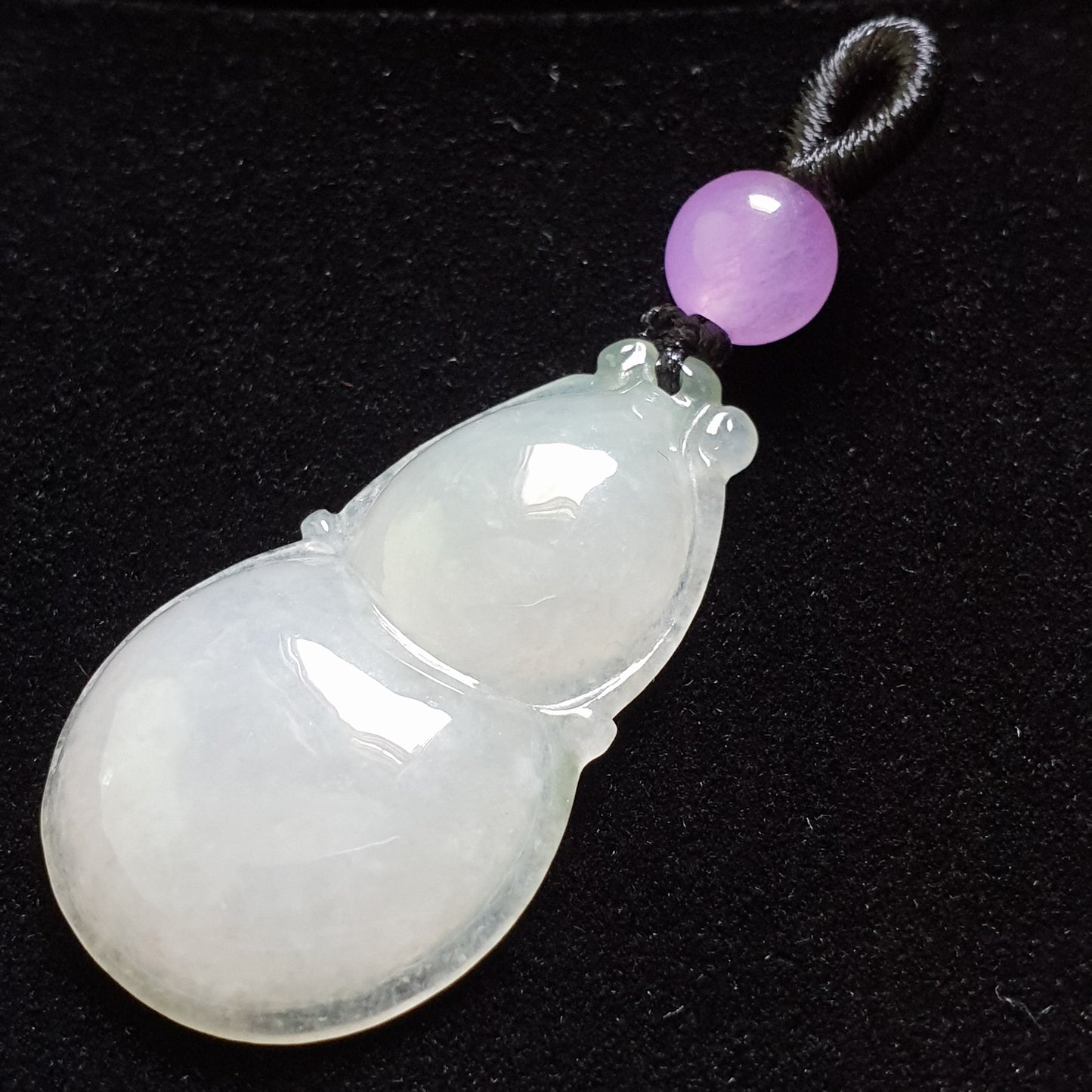 糯种葫芦翡翠吊坠 (Type A Jadeite Jade Gourd Pendant) PGD29706