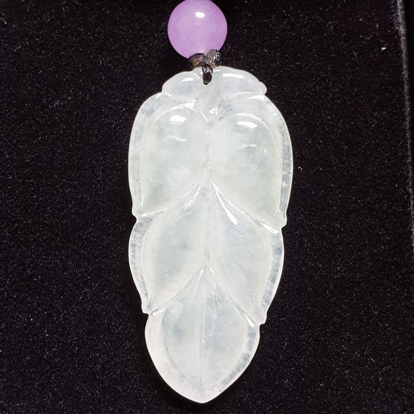 糯种叶子翡翠吊坠 (Type A Jadeite Jade Leaf Pendants) PLF29675