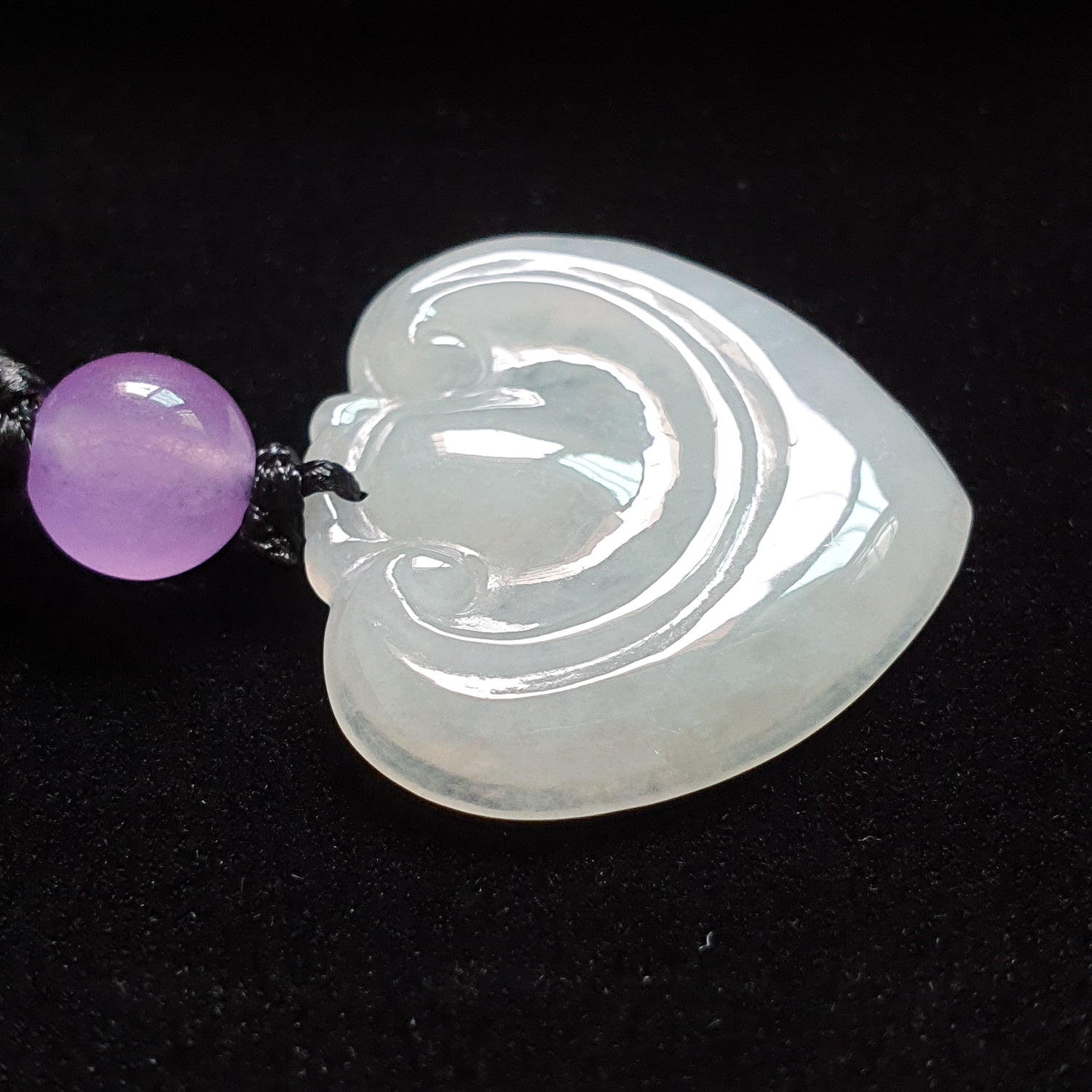 糯种如意翡翠吊坠 (Type A Jadeite Jade RuYi Pendants) PRY29704