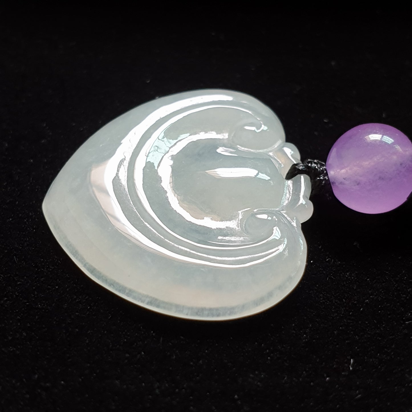 糯种如意翡翠吊坠 (Type A Jadeite Jade RuYi Pendants) PRY29704