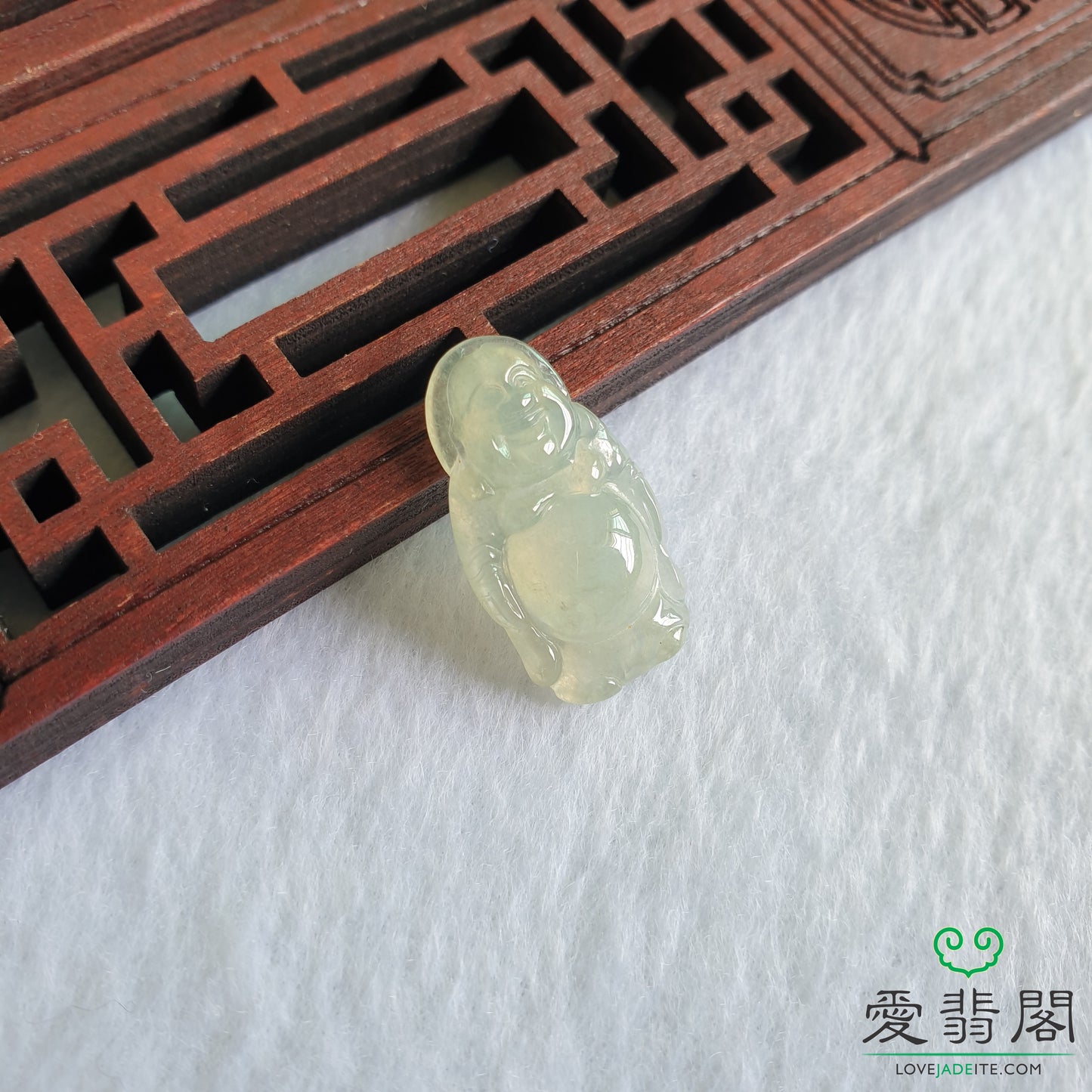 Love Jadeite Natural Myanmar Burma Type A Light Green Jadeite Jade Standing Laughing Buddha Mi Le Fo Jewelry Pendant Jewellery in Singapore 新加坡爱翡阁缅甸天然A货淡绿翡翠佛公笑佛弥勒佛吊坠吊牌首饰站佛